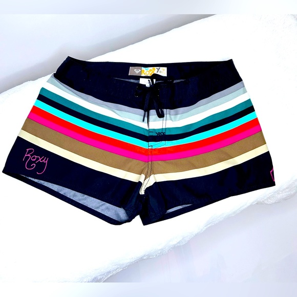 Roxy Pants - Roxy Board Short Striped Velcro Toe Shut